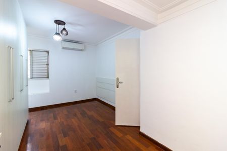 Apartamento para alugar com 85m², 2 quartos e 1 vagaSuíte