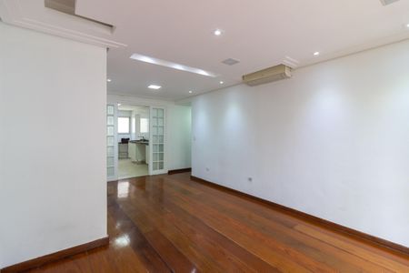 Apartamento para alugar com 85m², 2 quartos e 1 vagaSala