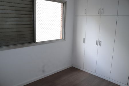 Apartamento para alugar com 222m², 3 quartos e 2 vagasQuarto