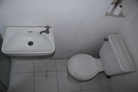 Apartamento para alugar com 222m², 3 quartos e 2 vagasBanheiro de Serviço