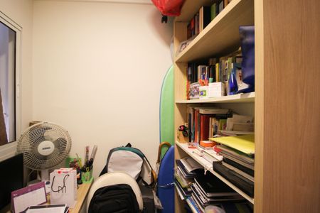 Apartamento à venda com 95m², 2 quartos e 2 vagas Apartamento à venda com 95m², 2 quartos e 2 vagasEscritório