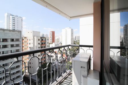 Apartamento à venda com 95m², 2 quartos e 2 vagas Apartamento à venda com 95m², 2 quartos e 2 vagasVaranda