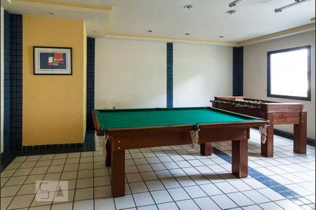 Apartamento à venda com 95m², 2 quartos e 2 vagas Apartamento à venda com 95m², 2 quartos e 2 vagasÁrea comum - Sala de jogos