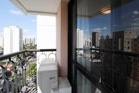 Apartamento à venda com 95m², 2 quartos e 2 vagas Apartamento à venda com 95m², 2 quartos e 2 vagasVaranda