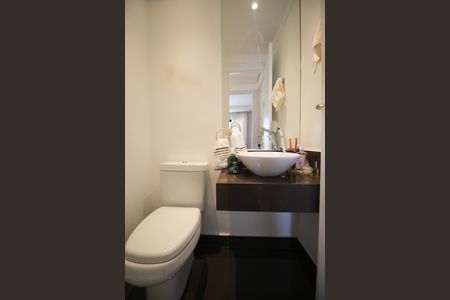 Apartamento à venda com 95m², 2 quartos e 2 vagas Apartamento à venda com 95m², 2 quartos e 2 vagasLavabo