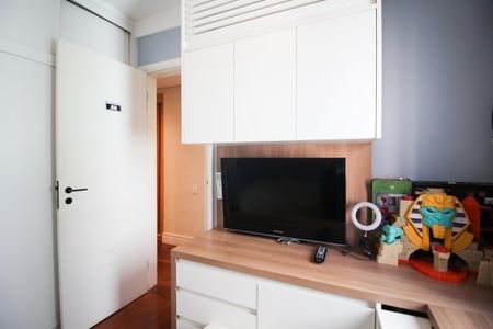 Apartamento à venda com 95m², 2 quartos e 2 vagas Apartamento à venda com 95m², 2 quartos e 2 vagasQuarto