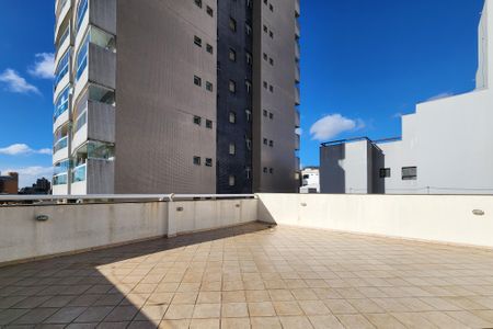 Apartamento à venda com 110m², 3 quartos e 2 vagas Apartamento à venda com 110m², 3 quartos e 2 vagasÁrea Comum