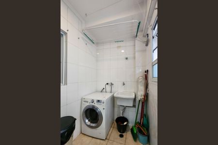 Apartamento à venda com 110m², 3 quartos e 2 vagas Apartamento à venda com 110m², 3 quartos e 2 vagasÁrea de Serviço