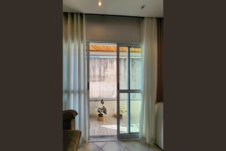 Apartamento à venda com 110m², 3 quartos e 2 vagas Apartamento à venda com 110m², 3 quartos e 2 vagasVaranda