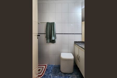 Apartamento à venda com 110m², 3 quartos e 2 vagas Apartamento à venda com 110m², 3 quartos e 2 vagasBanheiro da Suíte