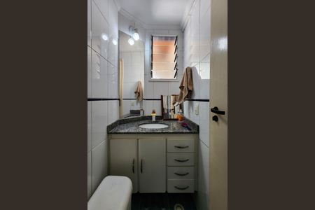 Apartamento à venda com 110m², 3 quartos e 2 vagas Apartamento à venda com 110m², 3 quartos e 2 vagasBanheiro da Suíte