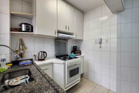 Apartamento à venda com 110m², 3 quartos e 2 vagas Apartamento à venda com 110m², 3 quartos e 2 vagasCozinha