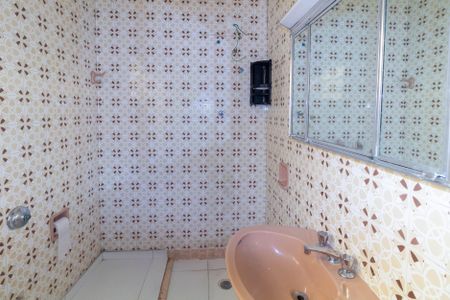 Casa à venda com 128m², 3 quartos e 2 vagasBanheiro