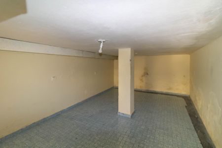 Casa à venda com 128m², 3 quartos e 2 vagasPorão