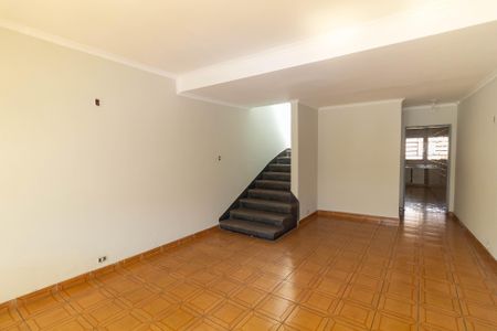 Sala de casa à venda com 3 quartos, 128m² em Sítio Pinheirinho, São Paulo