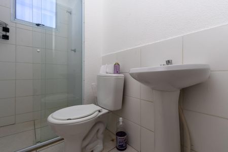 Banheiro Social de apartamento para alugar com 2 quartos, 60m² em Jardim Guanabara, Belo Horizonte