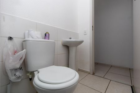 Banheiro Social de apartamento para alugar com 2 quartos, 60m² em Jardim Guanabara, Belo Horizonte