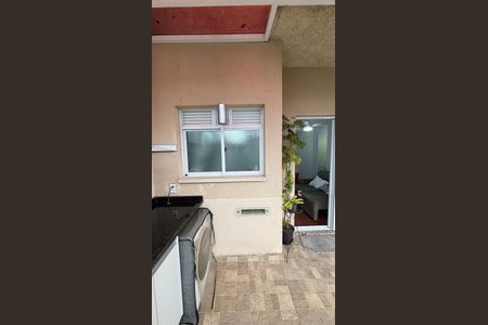 Apartamento à venda com 84m², 3 quartos e 1 vagaÁrea de Serviço