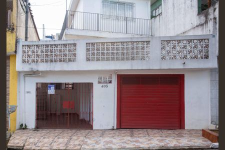 Casa à venda com 205m², 6 quartos e 2 vagasFachada