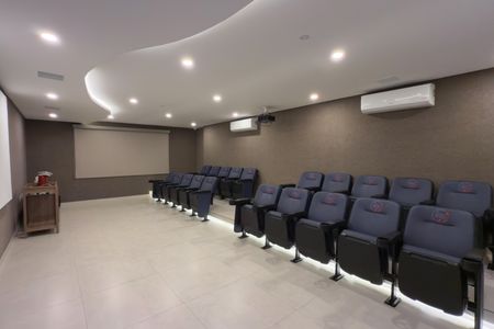 Apartamento para alugar com 90m², 2 quartos e 2 vagasÁrea comum - Cinema