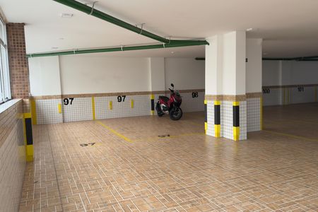 Apartamento para alugar com 90m², 2 quartos e 2 vagasGaragem demarcada
