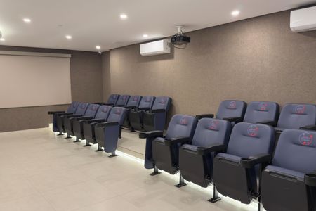 Apartamento para alugar com 90m², 2 quartos e 2 vagasÁrea comum - Cinema