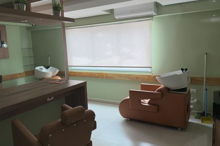 Apartamento para alugar com 90m², 2 quartos e 2 vagasÁrea comum - Salão de beleza