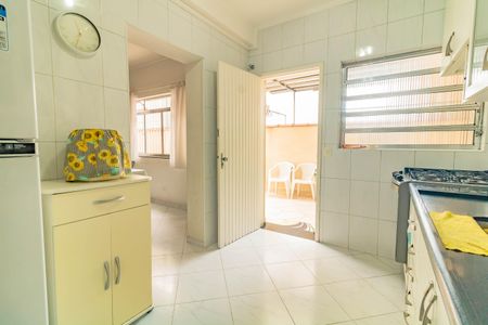 Casa à venda com 158m², 3 quartos e 2 vagas Casa à venda com 158m², 3 quartos e 2 vagasCozinha