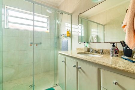 Casa à venda com 158m², 3 quartos e 2 vagas Casa à venda com 158m², 3 quartos e 2 vagasBanheiro da Suíte