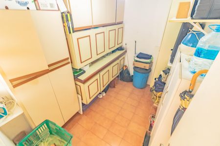 Casa à venda com 158m², 3 quartos e 2 vagas Casa à venda com 158m², 3 quartos e 2 vagasÁrea de Serviço