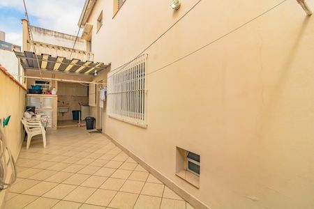 Casa à venda com 158m², 3 quartos e 2 vagas Casa à venda com 158m², 3 quartos e 2 vagasÁrea de Serviço