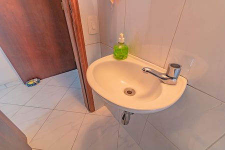 Casa à venda com 158m², 3 quartos e 2 vagas Casa à venda com 158m², 3 quartos e 2 vagasLavabo