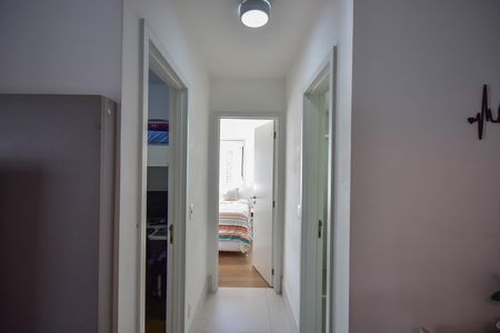 Apartamento à venda com 65m², 2 quartos e 2 vagasCorredor
