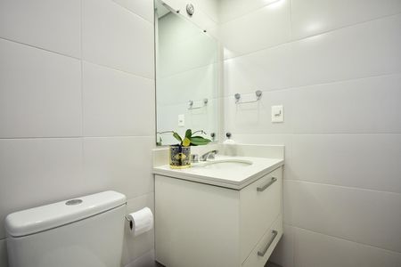 Apartamento à venda com 65m², 2 quartos e 2 vagasBanheiro