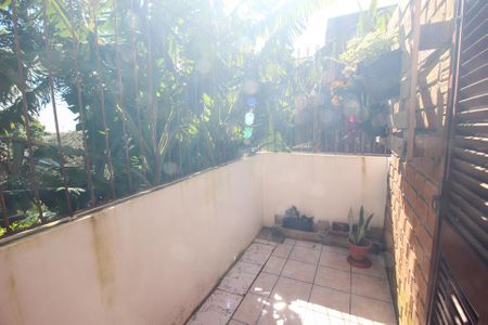 Casa de condomínio à venda com 125m², 3 quartos e 2 vagasSacada do Quarto 2