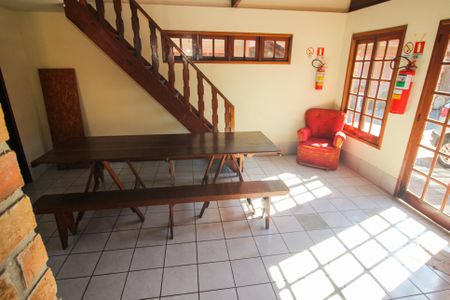 Casa de condomínio à venda com 125m², 3 quartos e 2 vagasÁrea comum - Salão de festas