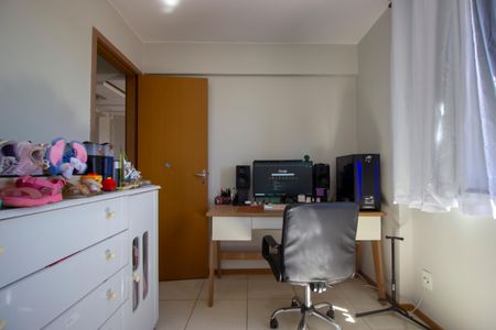 Quarto 2 de apartamento para alugar com 2 quartos, 48m² em Qs 401, Brasília