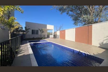 Casa à venda com 48m², 2 quartos e 1 vaga Casa à venda com 48m², 2 quartos e 1 vagaÁrea comum