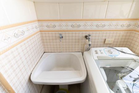 Apartamento à venda com 87m², 3 quartos e 1 vagaÁrea de Serviço