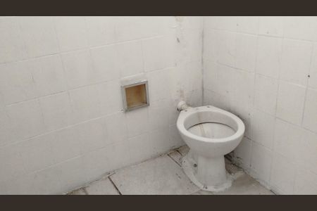 Casa para alugar com 60m², 2 quartos e sem vagaBanheiro