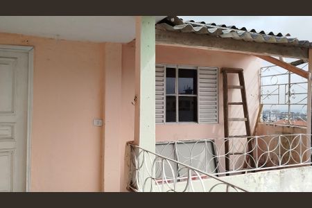 Casa para alugar com 60m², 2 quartos e sem vagaVaranda