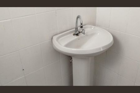 Casa para alugar com 60m², 2 quartos e sem vagaBanheiro