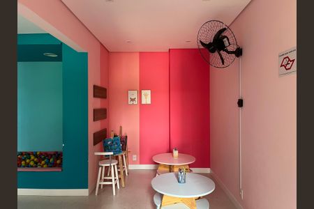 Apartamento à venda com 40m², 1 quarto e sem vaga Apartamento à venda com 40m², 1 quarto e sem vagaBrinquedoteca