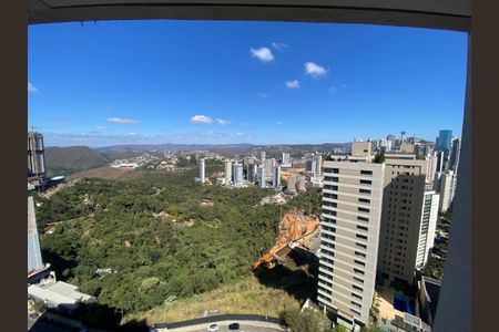 Apartamento à venda com 201m², 4 quartos e 4 vagasFoto 14