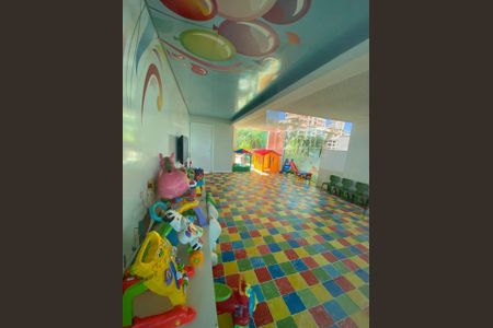 Apartamento à venda com 201m², 4 quartos e 4 vagasFoto 03