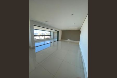 Foto 37 de apartamento à venda com 4 quartos, 201m² em Vila da Serra, Nova Lima