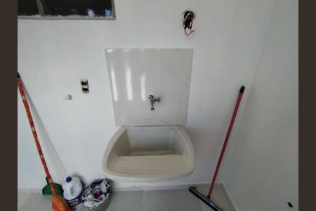 Apartamento à venda com 61m², 2 quartos e 1 vagaÁrea de Serviço