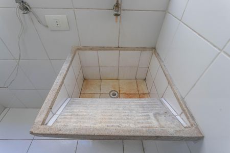 Apartamento à venda com 64m², 2 quartos e 1 vaga Apartamento à venda com 64m², 2 quartos e 1 vagaÁrea de serviço