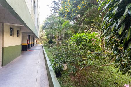 Apartamento à venda com 64m², 2 quartos e 1 vaga Apartamento à venda com 64m², 2 quartos e 1 vagaFachada do bloco