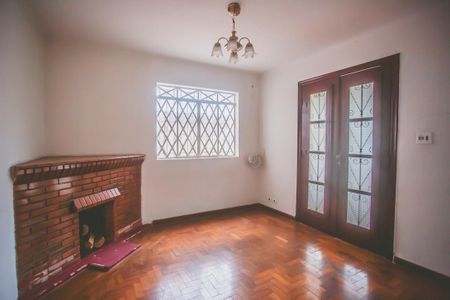 Casa à venda com 290m², 4 quartos e 3 vagasSala